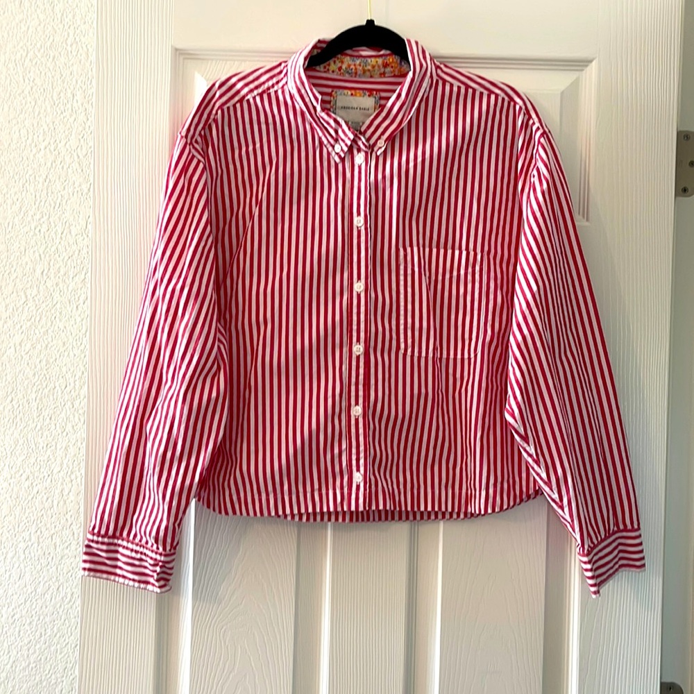 AMERICAN EAGLE 2XL cropped shirt